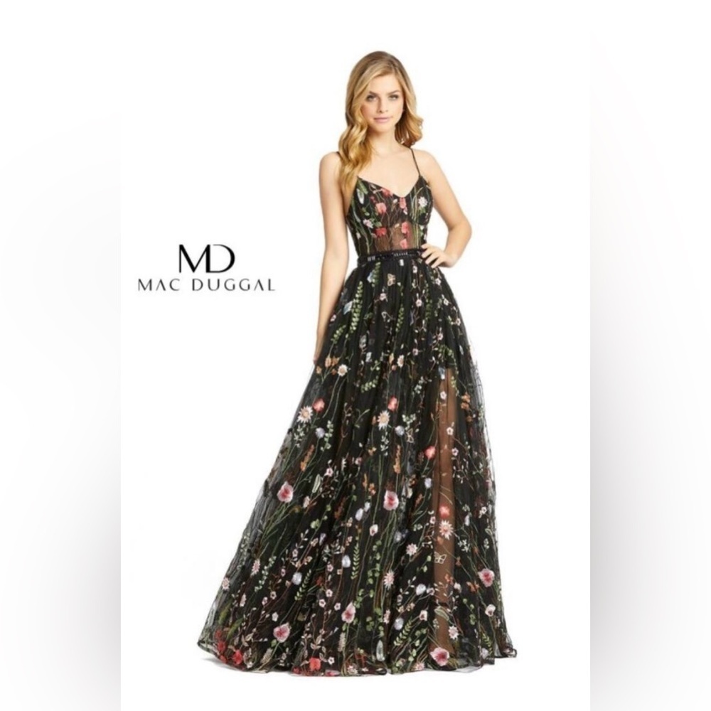 Mac Duggal 62989 NWOT Floral Embroidered Spaghetti Strap Gown